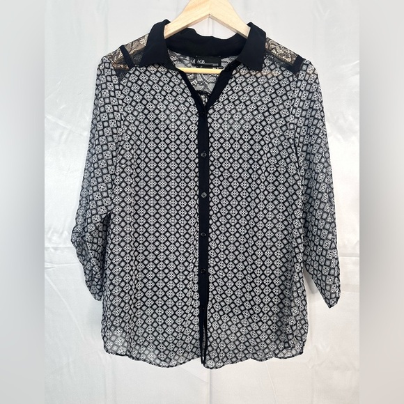 AGB Black and White Collared Patterned Women's Pull Tab sleeve Size petite XL - Picture 1 of 11